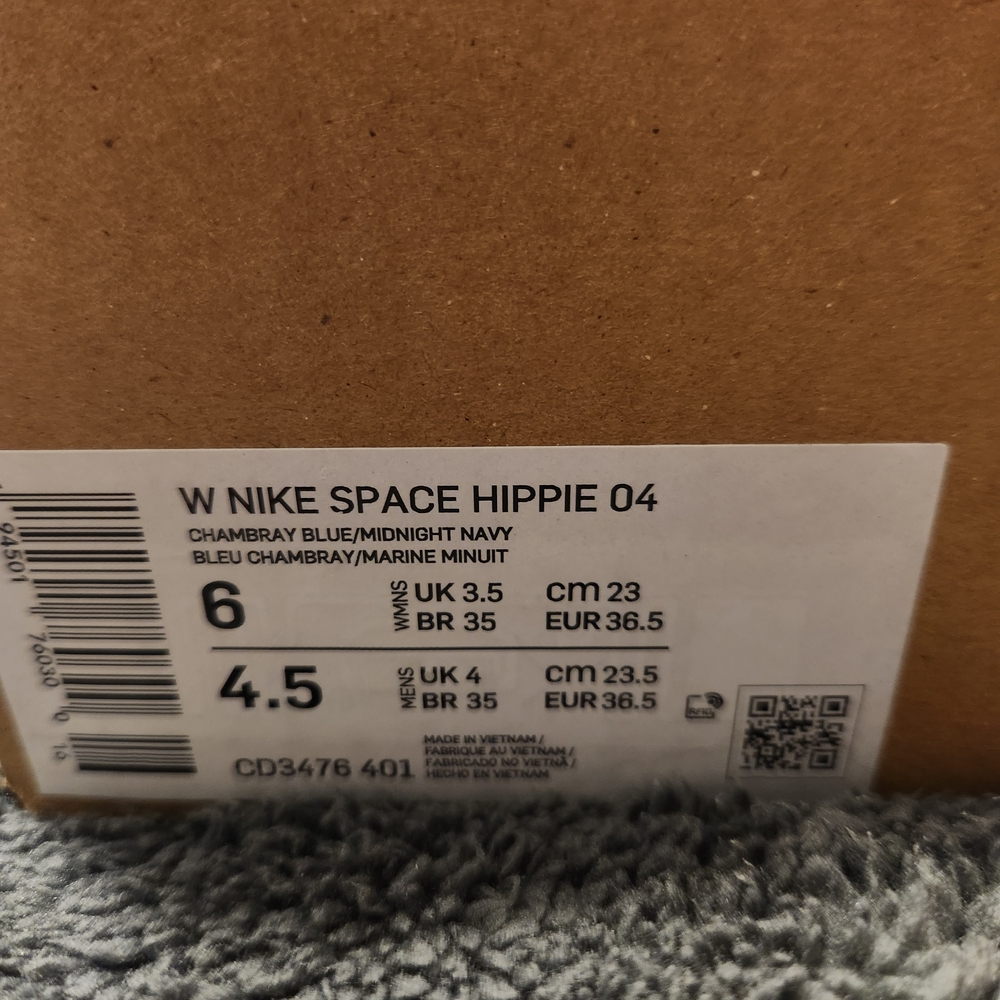 Nike Space Hippie 04 in Chambray Blue and Midnight Navy